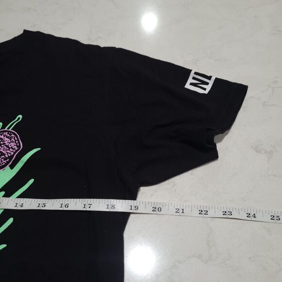 Neff x Disney Mickey Mouse Thumbs Up Graphic Black T-Shirt SMALL NWOT - Picture 4 of 8